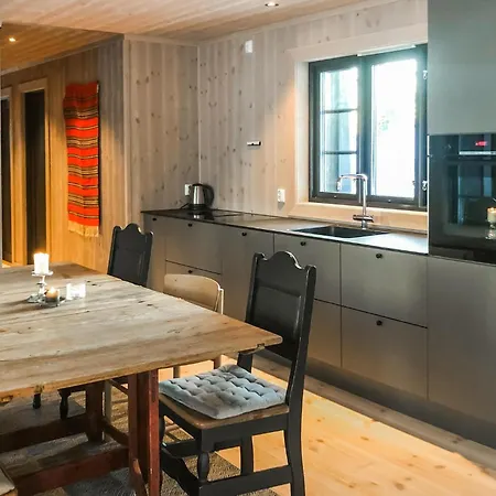 4 Bedroom Nice In 度假居 *